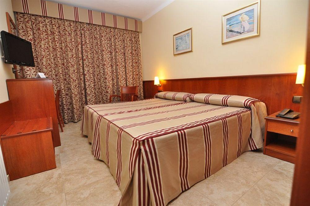 Hotel Montecarlo & Wellness Roses