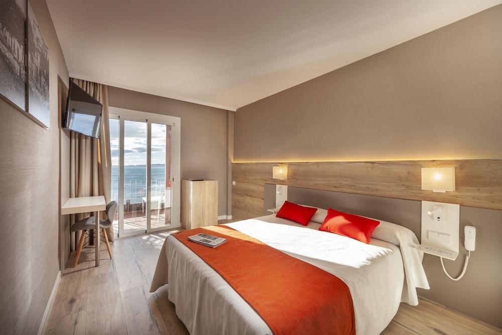 Hotel Montecarlo & Wellness Roses